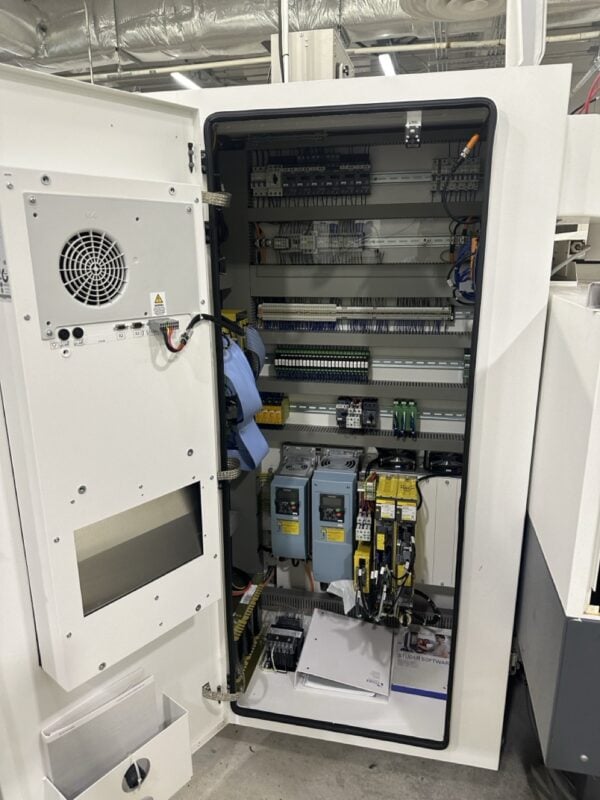 Studer Favorit CNC Cylindrical Grinder, 2017 - LOW HOURS, Fanuc Control - Image 6