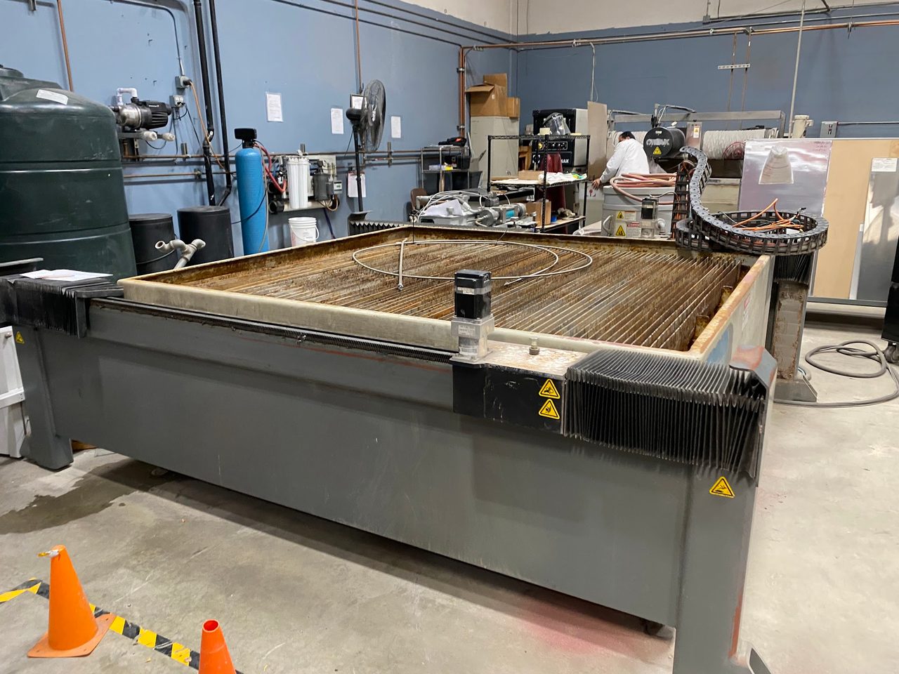 6' x 10' Flow Mach 2030B CNC Waterjet, 2015