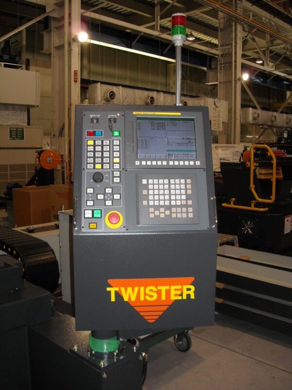5' x 10' KOMATSU Twister TFP 3051, 2019 - Refurbished - Image 8