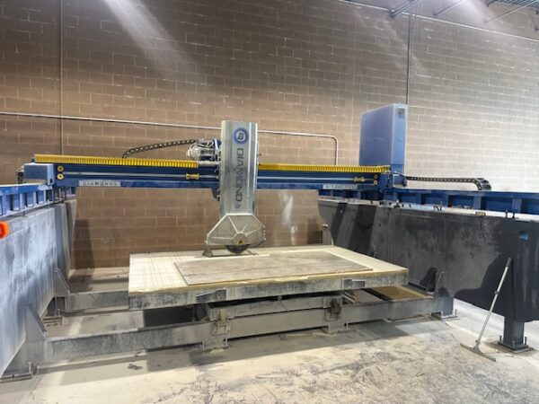 MTE Diamond3XL 625 Bridge Saw, 2023 - Full Slab Mitering