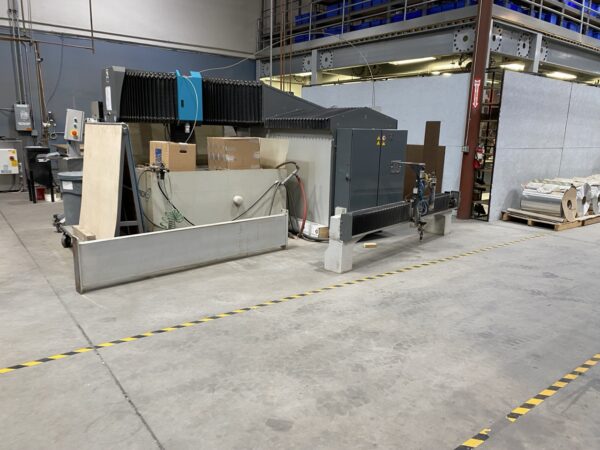 6' x 10' Flow Mach 2030B CNC Waterjet, 2015 - Image 3