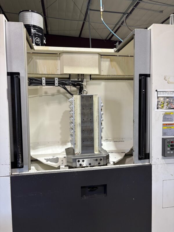 Okuma MB-5000H 500MM HMC, 2016 - TSC, Renishaw Probe, 64 ATC, XYZ Scales - Image 8