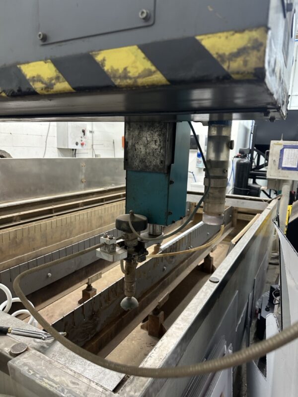 6' x 10' Flow Mach 2030B CNC Waterjet, 2015 - Image 7