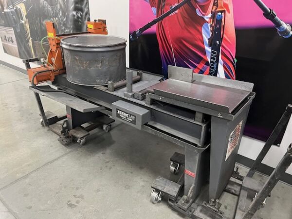 12.75" x 12.75" HEM H90A-C Horizontal Fully Automatic Band Saw, 2013 - Image 4
