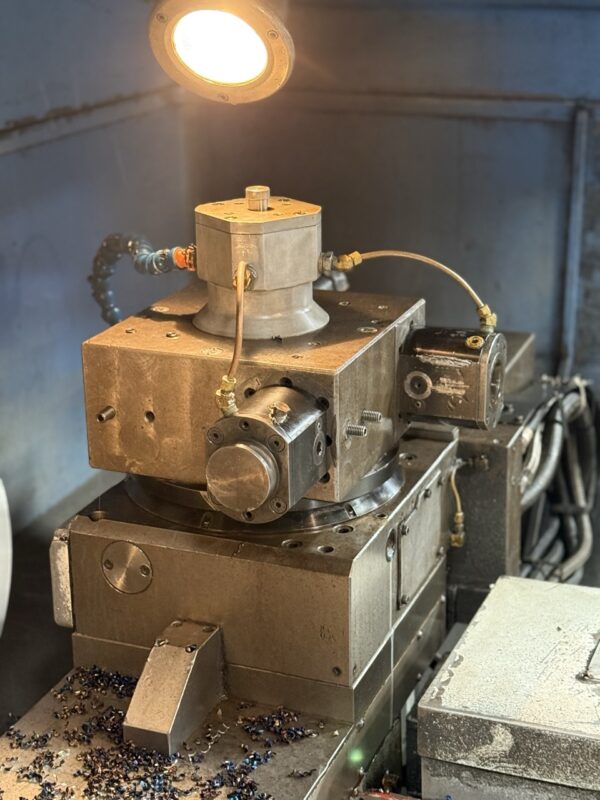 Mazak Powermaster N 2000U Flatbed Lathe, 1997 - 24" Chuck, Tailstock, Chip Conveyor - Image 7