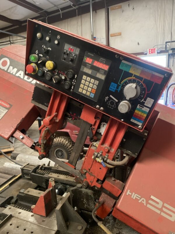 10" x 10" Amada HFA250W Fully Automatic Horizontal Bandsaw, 1989 - Image 3