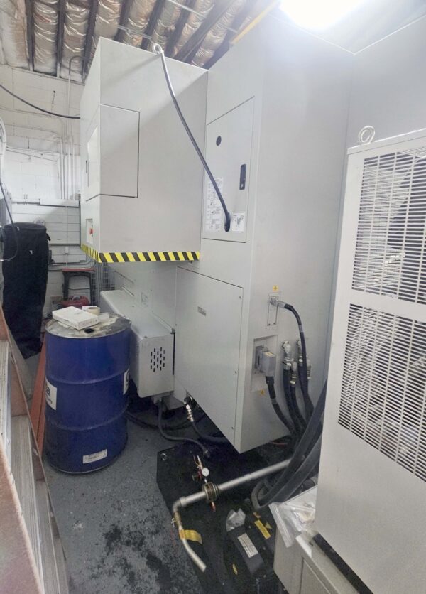 Quaser MV214 VMC, 2022 - 15K Spindle, Probing, TSC, 4th Axis Wired, Fanuc, LOW Hours - Image 9