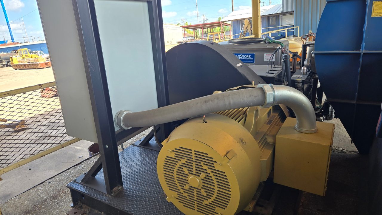 Gardner Denver 300-20HC-ES Pump