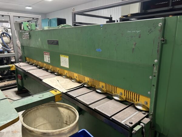 1/4" x 12' Century 2H12 Power Squaring Shear, 1980 - Front Operated Back Gauge, Squaring Arm