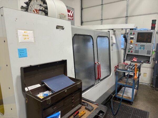 Haas VF-4 VMC, 2000 - Haas Rotary, Chip Auger, High Speed Machining