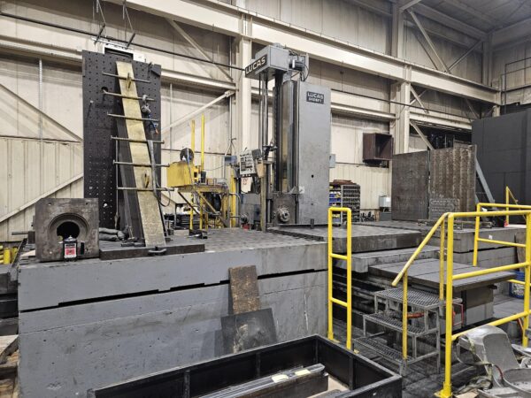 Lucas 642BFT Horizontal Boring Mill, 1973 - 4th Axis Rotary Table