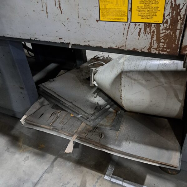 300 Ton, 30 oz Van Dorn 300 RS-30F-HT Injection Molding Machine, 1993 - Image 10
