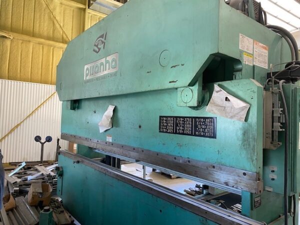 175 Ton x 12' Piranha CNC Press Brake 17512, CNC Backguage, Tooling Included - Image 3