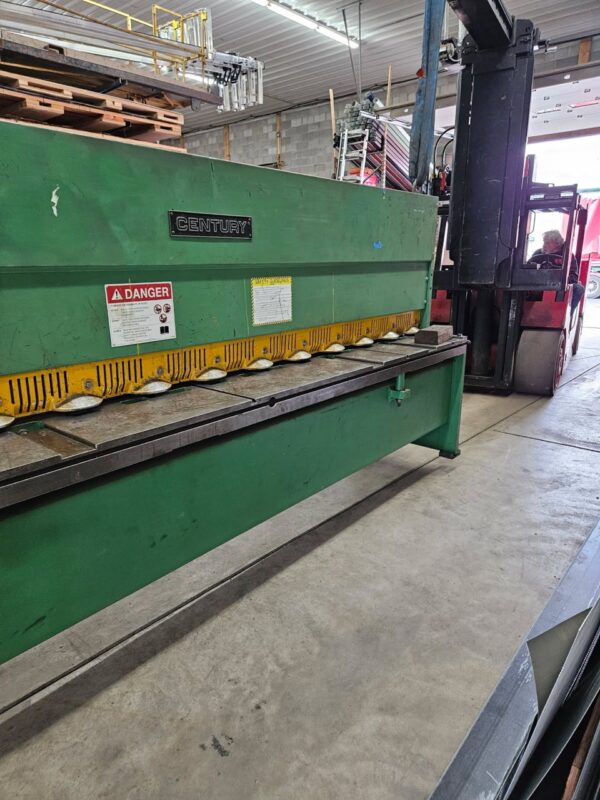1/4" x 12' Century 2H12 Power Squaring Shear, 1980 - Front Operated Back Gauge, Squaring Arm - Image 3