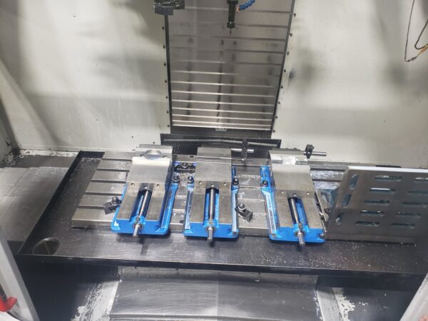 Haas VF-4 VMC, 2000 - Haas Rotary, Chip Auger, High Speed Machining - Image 4