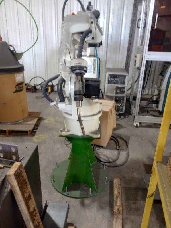 OTC Daihen NB61-CEFU Robot Arm Manipulator w/Controller - 2022