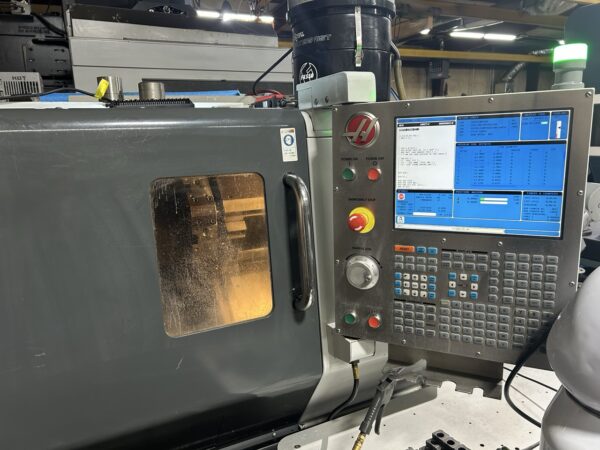 Haas ST-10 CNC Lathe, 2013 - Tool Presetter, Chip Auger - Image 2