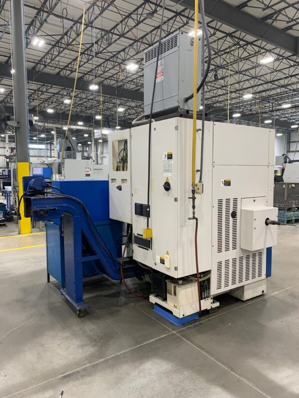 Daewoo Lynx 200GL CNC Lathe, 1999 - Parts Catcher, Tool Presetter, Chip Conveyor - Image 3