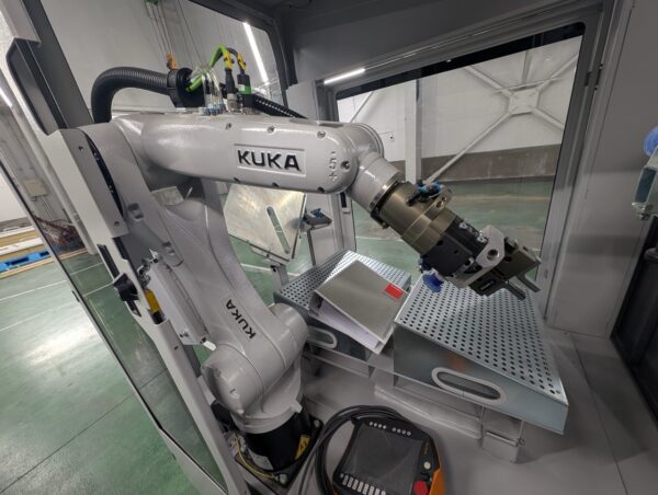 44 Ton x 3.5' Bystronic Xpert 40/1030 CNC Hydraulic Press Brake, 2019 - w/ KUKA KR10R1100 Robot, 6 Axis Backgauge - Image 15
