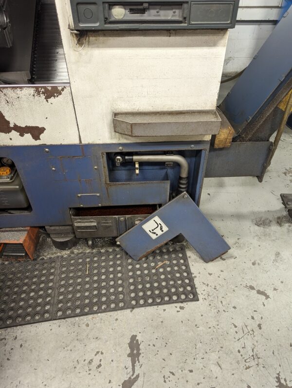 Mori Seiki CL203 CNC Lathe, 1999 - Chip Conveyor - Image 14