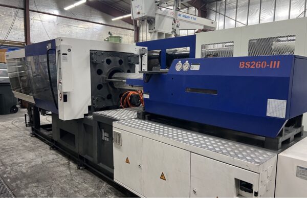 290 Ton, 28.3 oz Borche  BS260-III Injection Molding Machine, 2014 - KEBA Controller - Image 4