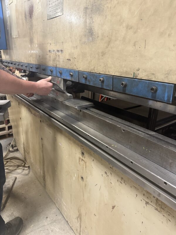 150 Ton X 10 ft LVD 150-JS-10 Press Brake 1995 - Image 5