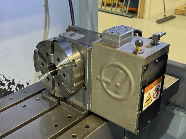 Haas VF-2SS VMC, 2018 - Probe, 4th Axis Rotary, TSC - Image 9