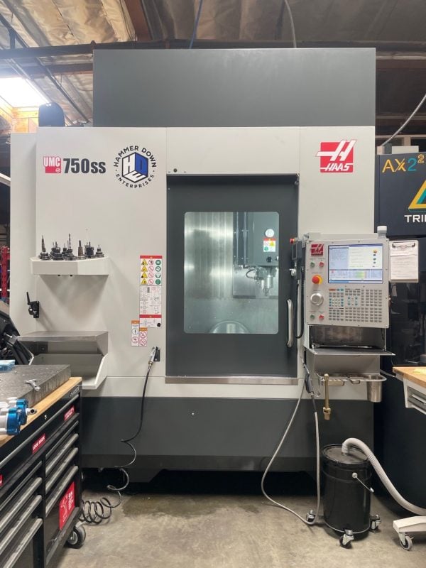 Haas UMC-750SS Universal Machining Center, 2023 - 70 Tool SMTC, TSC, Programmable Coolant, Chip Conveyor, High Pressure Coolant