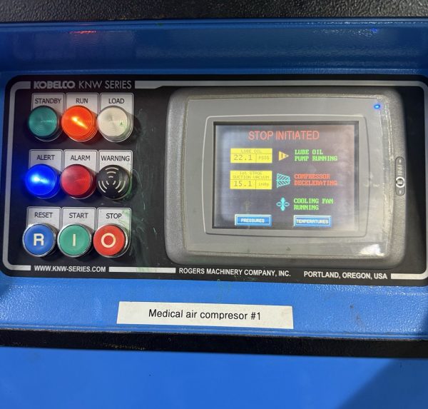 40 HP Kobelco KNW00-C/H Rotary Screw Air Compressor, 2011 - Image 2