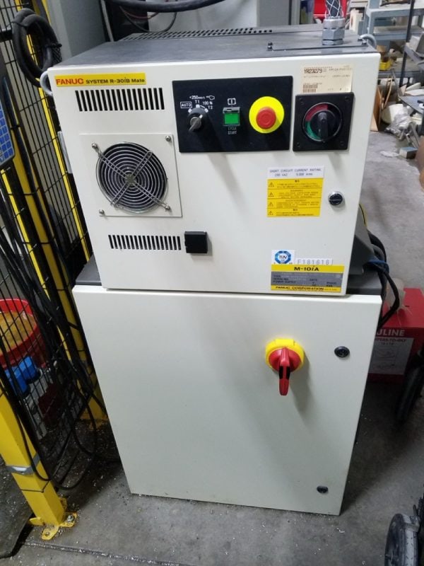RoboFlex CS Robotic Cell, 2016 - Fanuc M-10iA/12 Robot, 8.5' Conveyor System, Fanuc iRVision - Image 2