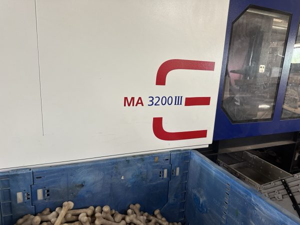 360 Ton 34.6 oz Shot Size Haitian MARS MA III 3200/1700e Injection Molding Machine, 2021 - Image 4