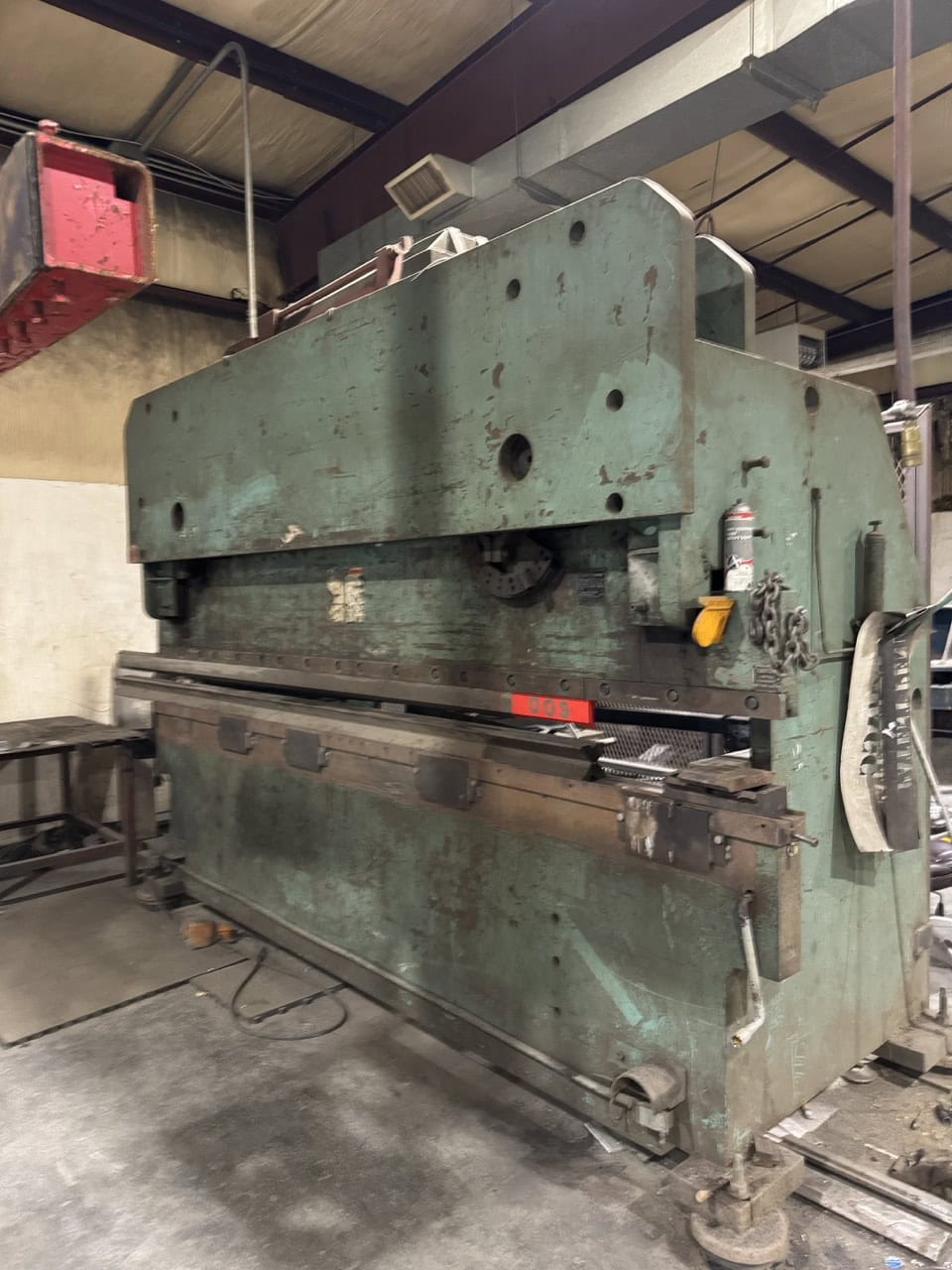 12' x 155 Ton HTC Hydraulic Press Brake