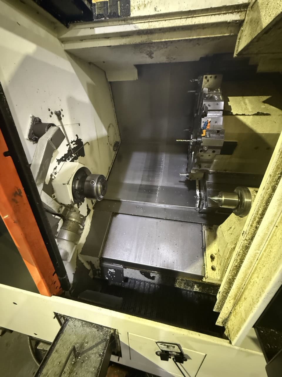 Mazak QTN200-II CNC Lathe, 2016 - Tailstock, Chip Conveyor - Image 3