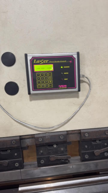 Ermak 176 Ton x 14', 2006 - Hydraulic Press Brake, AP-14 x 176 - Image 3