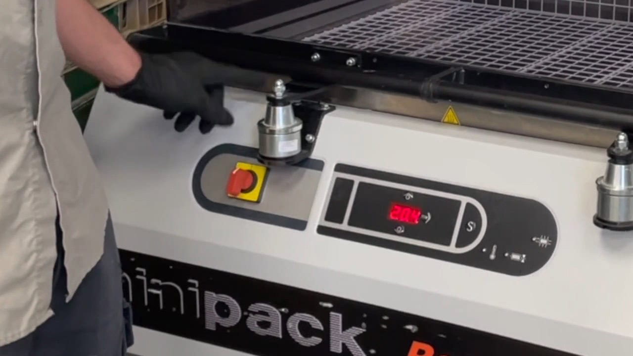 Minipack REPLAY RP85 Semi-Automatic L-Bar Sealer Shrink Wrapper with Shrink Chamber, 2021 - Image 4