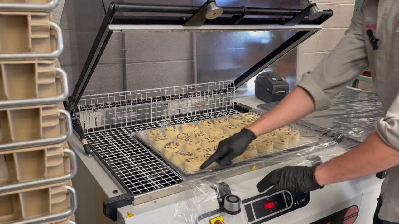 Minipack REPLAY RP85 Semi-Automatic L-Bar Sealer Shrink Wrapper with Shrink Chamber, 2021 - Image 8