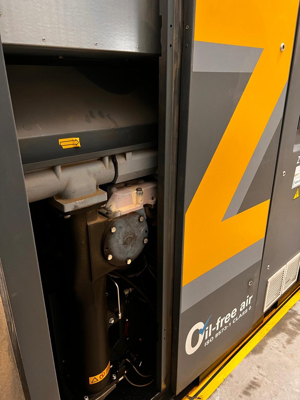Clean-Room Ready Atlas Copco ZT75FF Rotary Screw Air Compressor – 127 PSI Oil-Free Air, Built-In Dryer, 75 HP