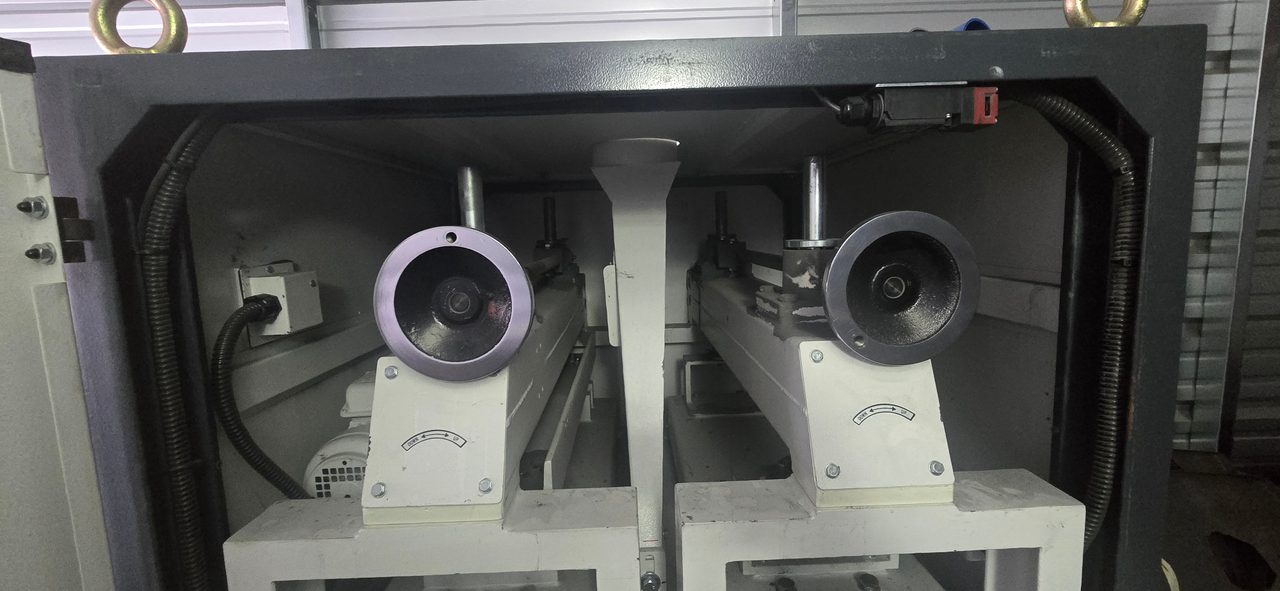 Timesavers 1221-02-44 Dual-Drum Deburring Machine, 2014