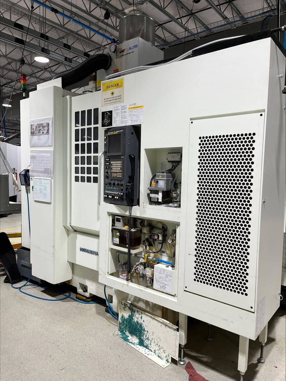 Kitamura Mycenter HX300IF Dual-Pallet HMC, 2008 - Chip Conveyor, 40 Tool ATC, 20,000 RPM Spindle - Image 4