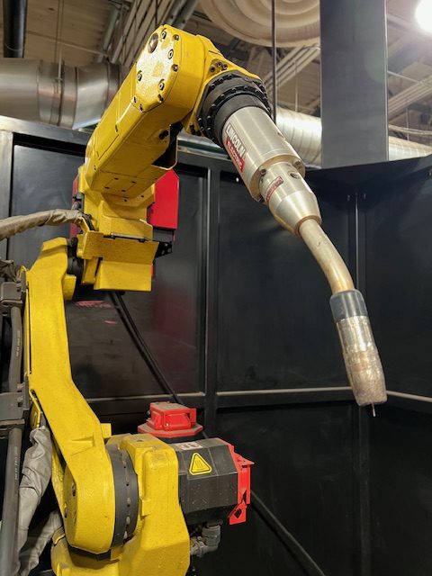 Lincoln Electric System 5 Robotic Welding Cell, 2013 - Fanuc ARCMate 100iC, Lincoln R350 350 Amp Power Supply - Image 7