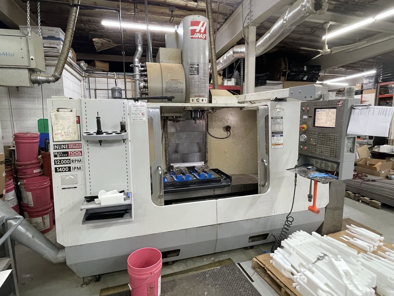 Haas VF-4SS VMC, 2005 - 12,000 RPM, Auger, Probes