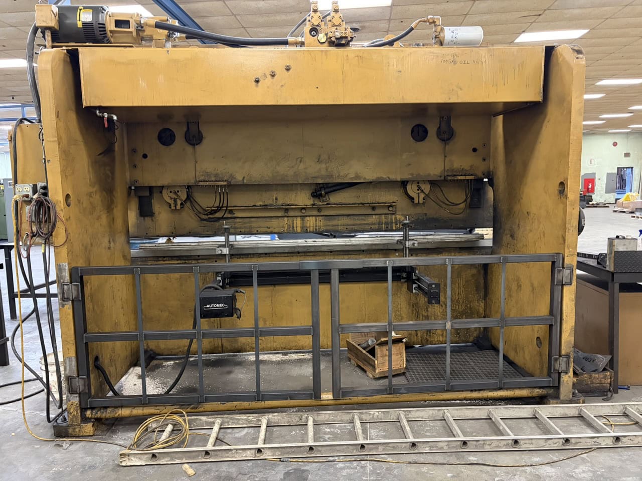200 Ton x 12' Standard AB200-12 CNC Press Brake, 2003 - Updated Control, Tooling Included - Image 3