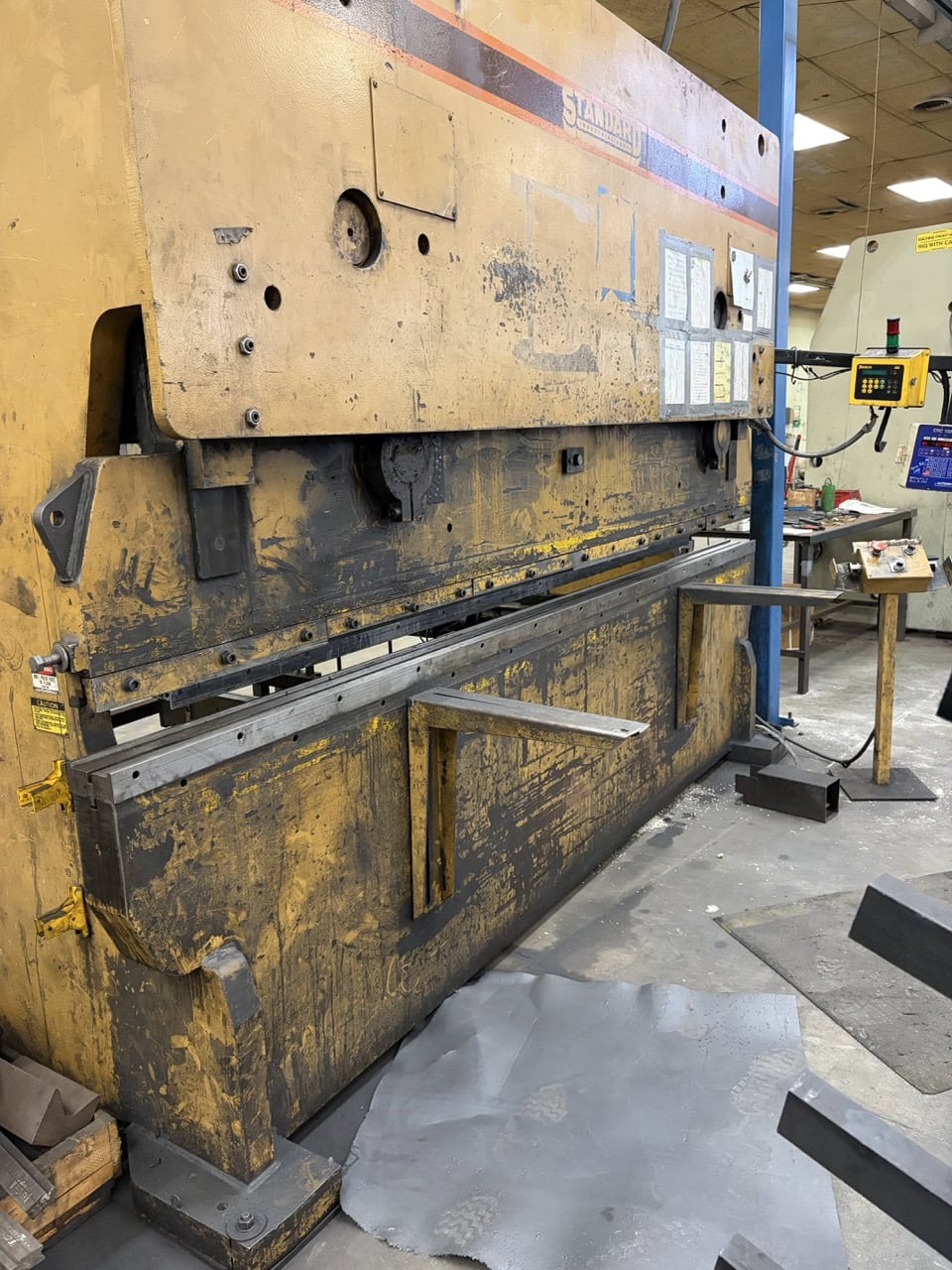200 Ton x 12' Standard AB200-12 CNC Press Brake, 2003 - Updated Control, Tooling Included - Image 4