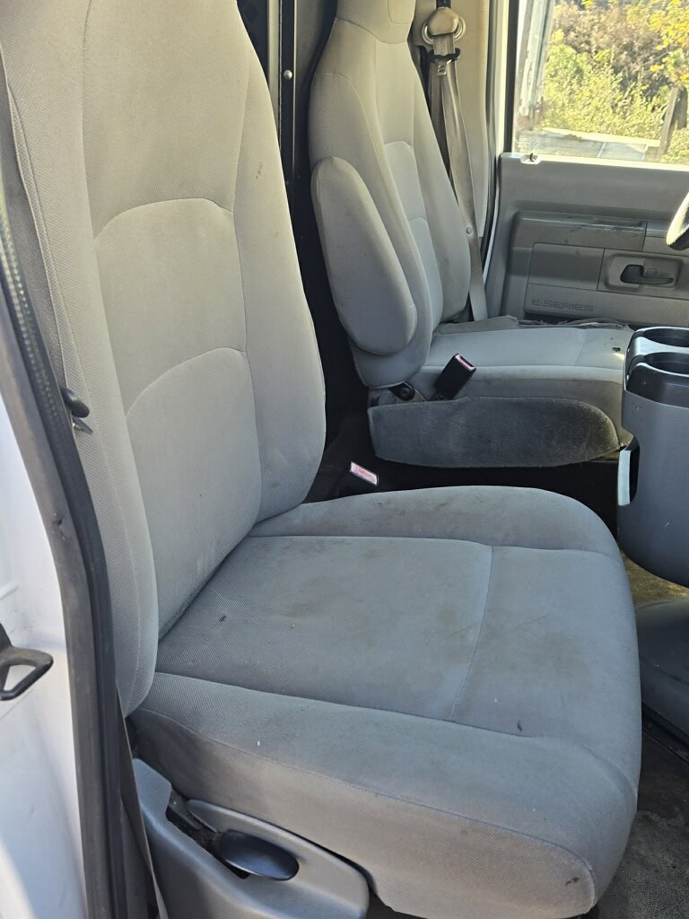 Ford Econoline E-350 Cargo Van, 2013 – 5.4L V8 Commercial Work Van - Image 13