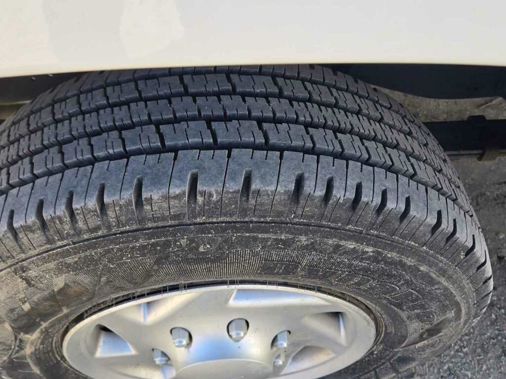 Ford Econoline E-350 Cargo Van, 2013 – 5.4L V8 Commercial Work Van - Image 15