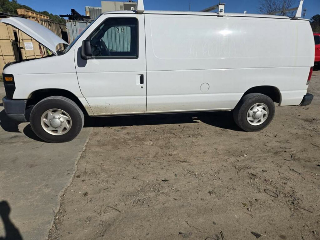 Ford Econoline E-350 Cargo Van, 2013 – 5.4L V8 Commercial Work Van - Image 36