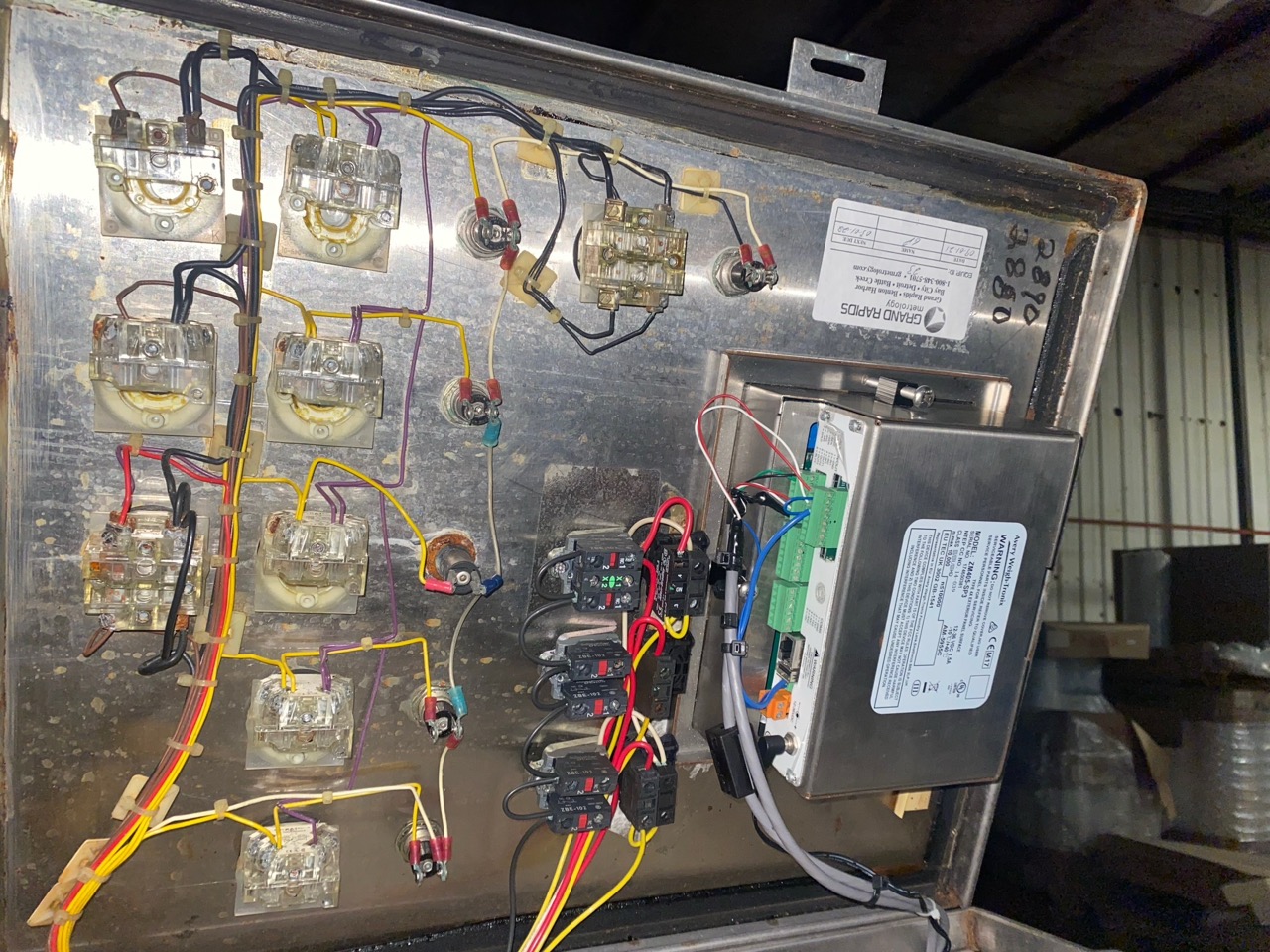 Tri-Berry Bulk Filling System with Tote Dumper and Scale - Image 8