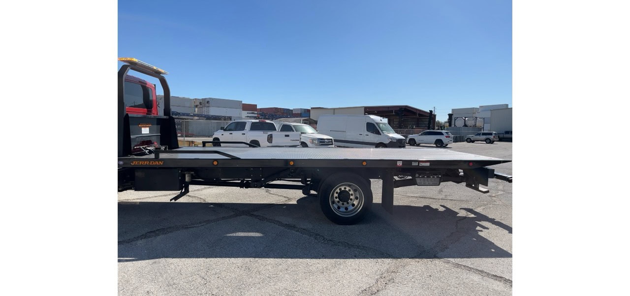 International M607 Rollback Tow Truck, 2025 - Jerr-Dan Style Carrier - Image 5