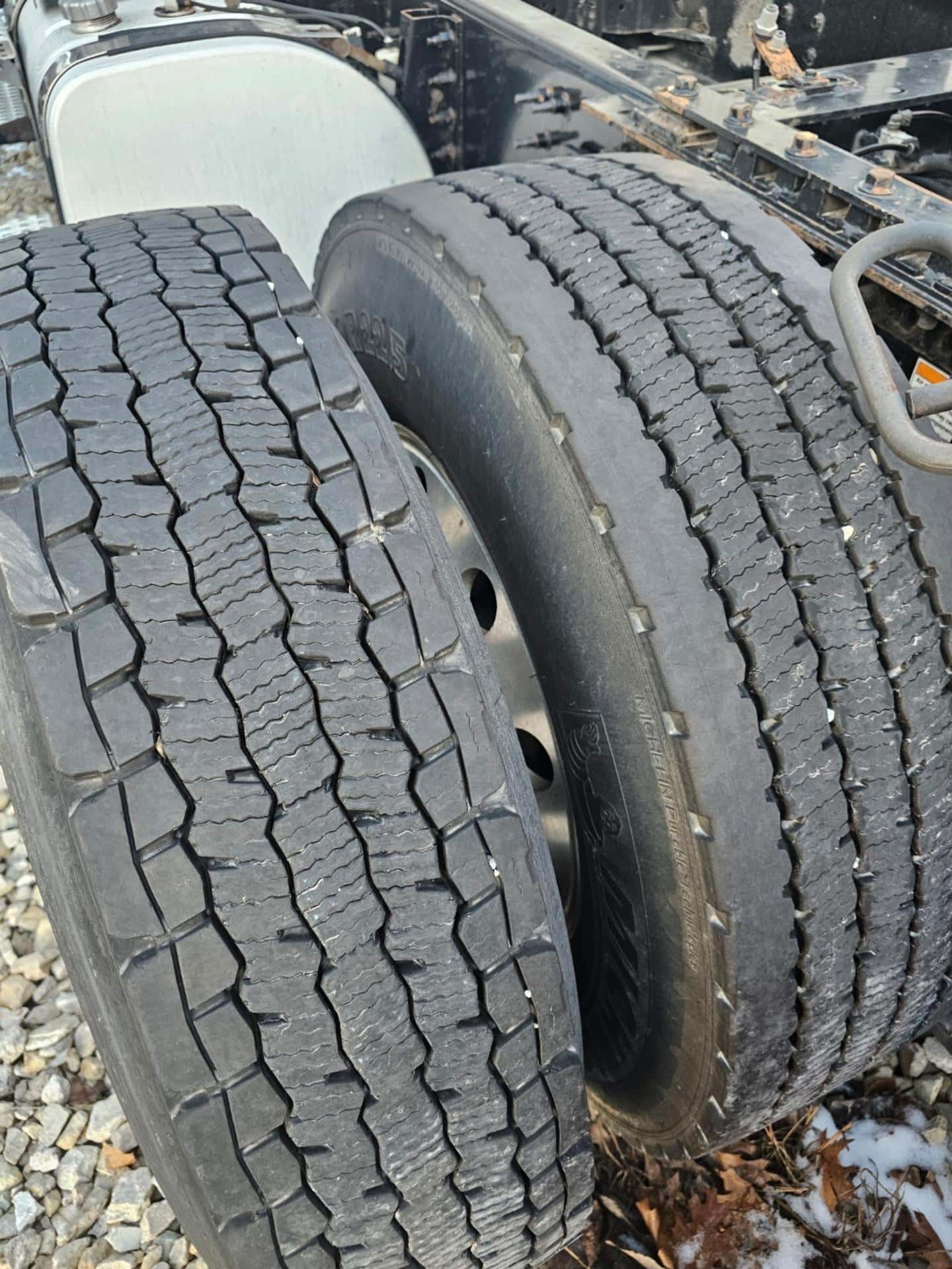 2015 Volvo VNL Day Cab – D11 Engine, Volvo ATO I-Shift Auto - Image 22