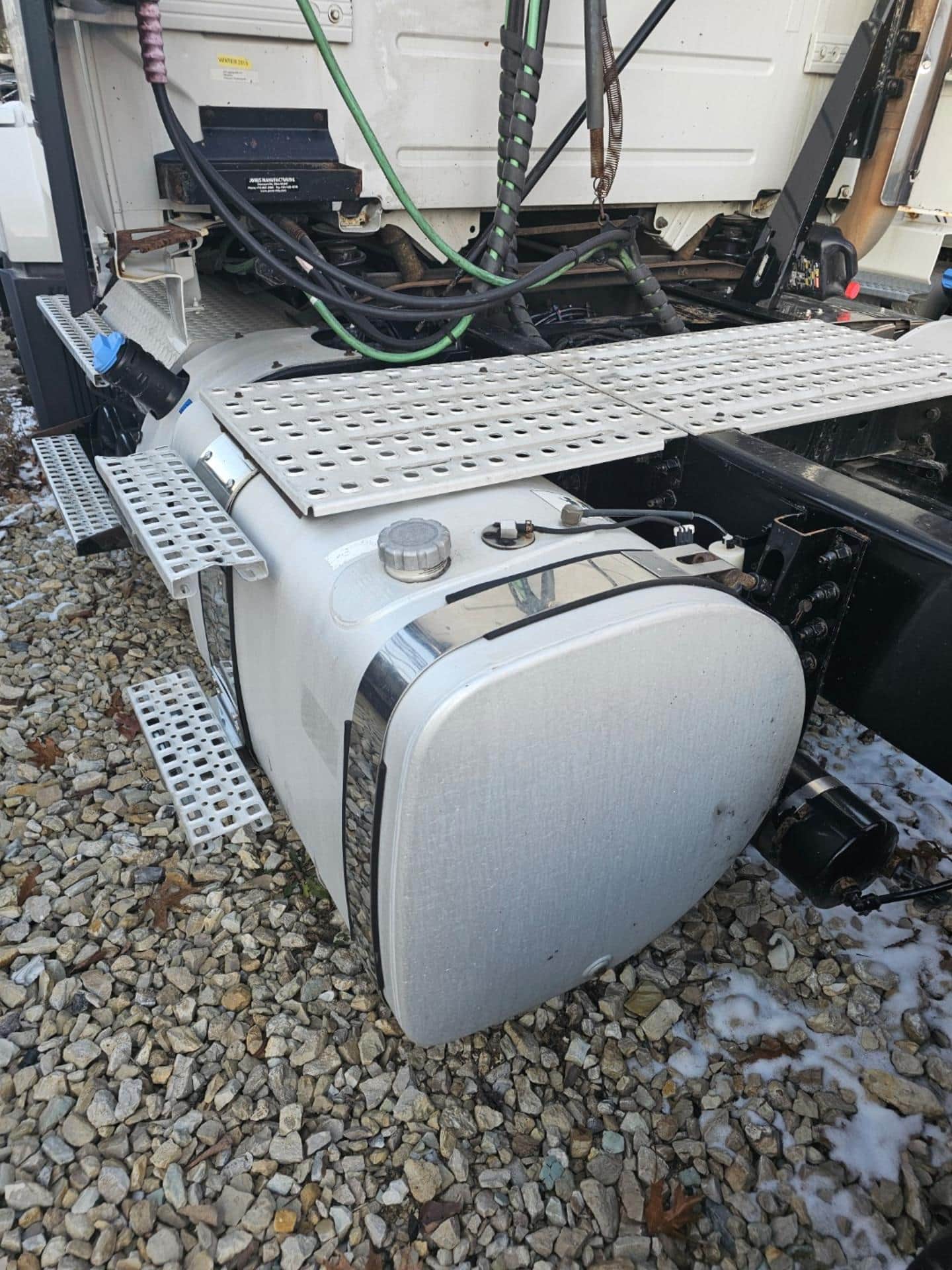 2015 Volvo VNL Day Cab – D11 Engine, Volvo ATO I-Shift Auto - Image 23